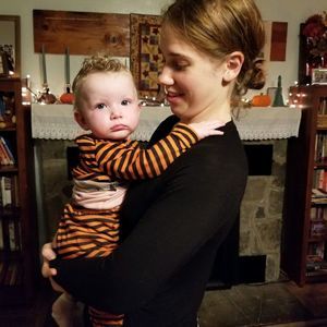 Meet your Posher, Annie